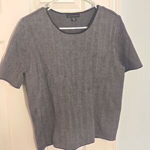 Saks fifth ave womens sweater top size large